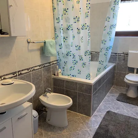 Apartment Mimi With Sea View Διαμέρισμα *