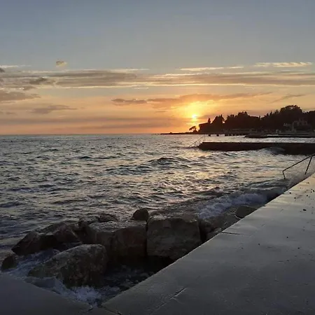 Apartment Mimi With Sea View Διαμέρισμα Πόρετς