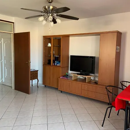 Apartment Mimi With Sea View Poreč